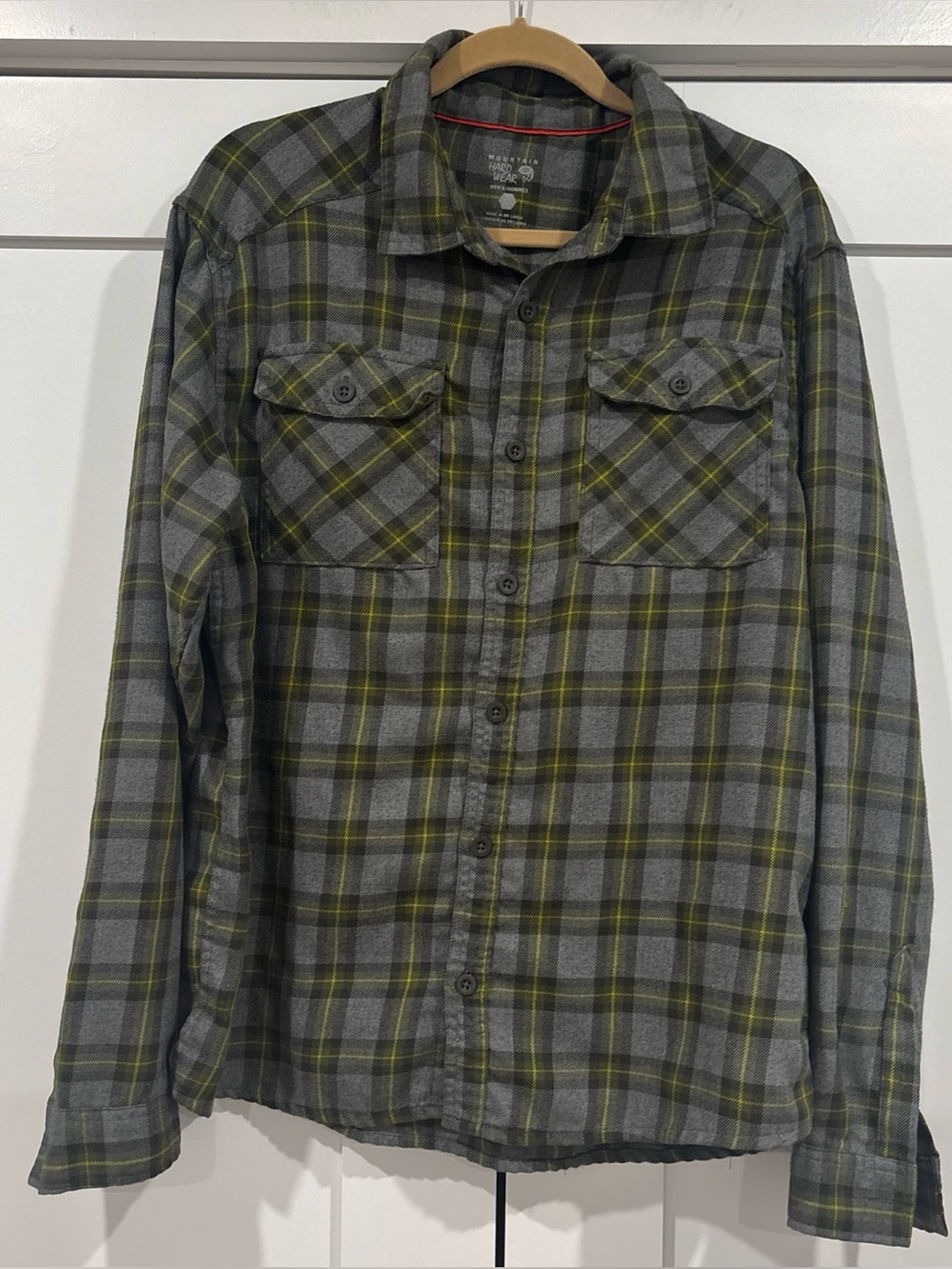 Mountain Hardware Flannel Shirt Mens Large Plaid Green Gray Button Up Pockets